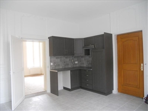 appartement à la location -   02600  VILLERS-COTTERETS, surface 36,74 m2 location appartement - APR728793